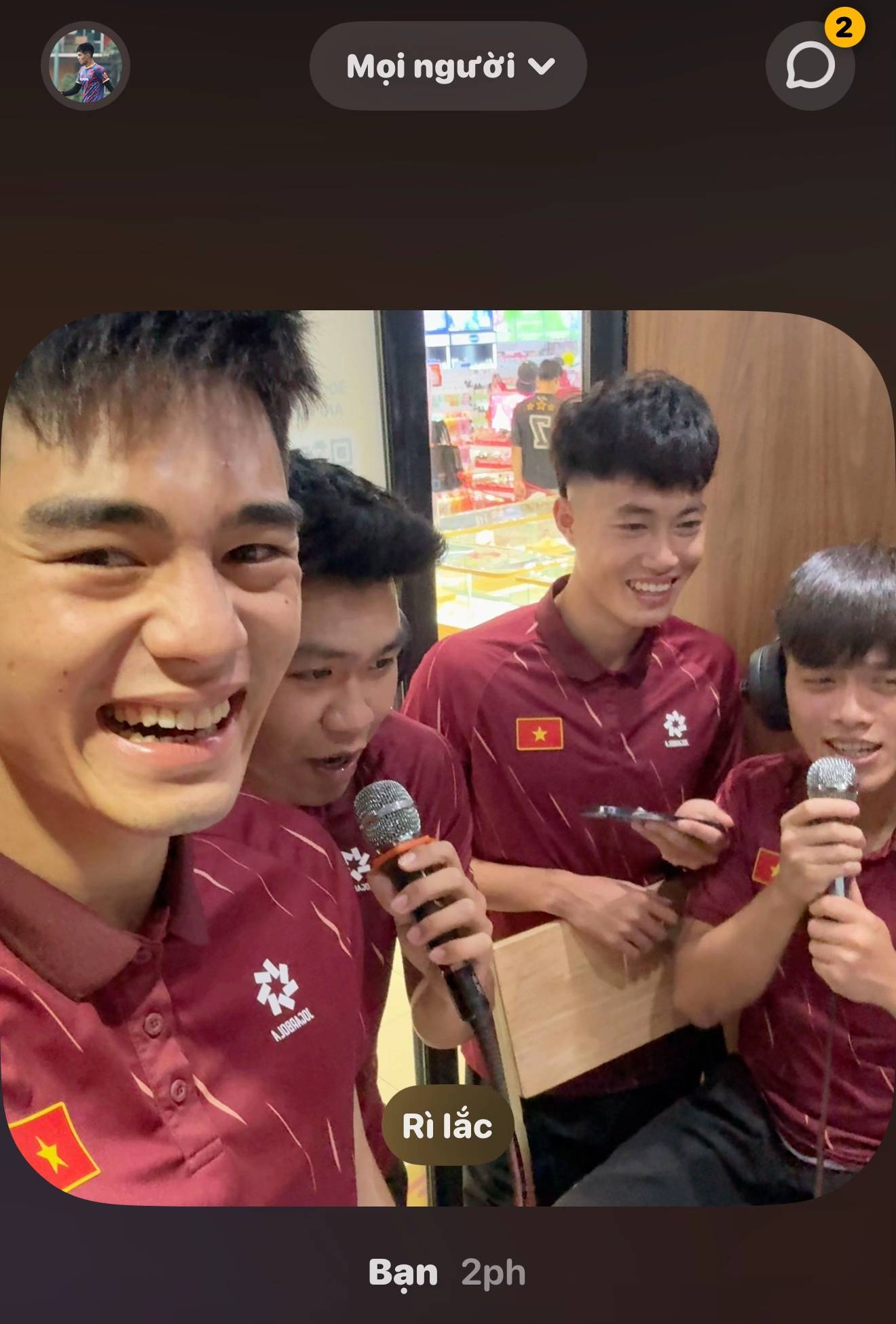 Thủ môn cao 1m91 của U23 Việt Nam lộ loạt ảnh đời thường "hết nước chấm"- Ảnh 12.
