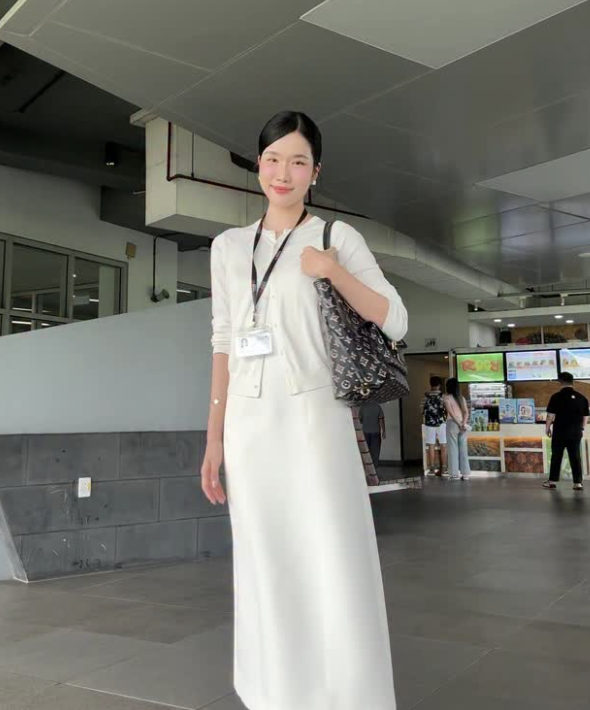 Diện cardigan giúp nàng tạo điểm nhấn tinh tế khi giao mùa  - Ảnh 3.