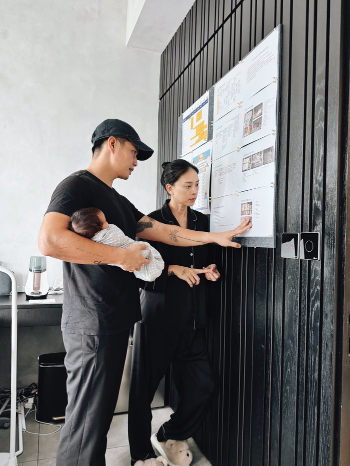 Ngô Thanh Vân và chồng cùng nhau bàn cách chăm con