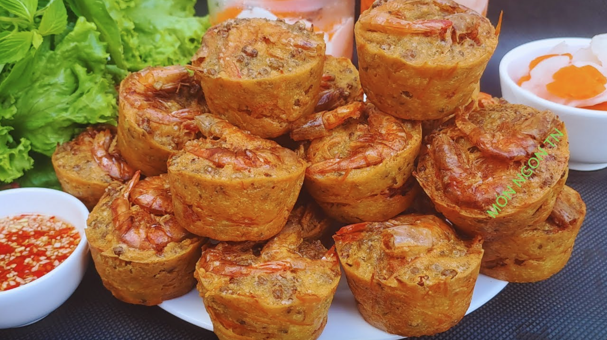 Không phải phở, bún bò hay bánh xèo, khách Tây tiết lộ món ăn ở một "đẳng cấp khác" tại Việt Nam- Ảnh 4.