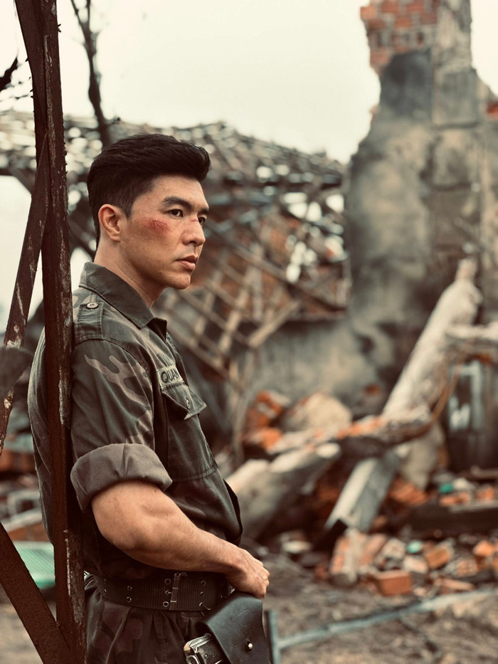 Nhân vật do Steven Nguyễn thủ vai trong Mưa Đỏ nhận được nhiều lời khen từ khán giả. (Ảnh: ĐPCC)