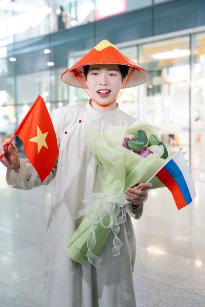 Đức Phúc Chung Tay 1 Tỷ Đồng, Sưởi Ấm Trái Tim Miền Trung Bão Lũ