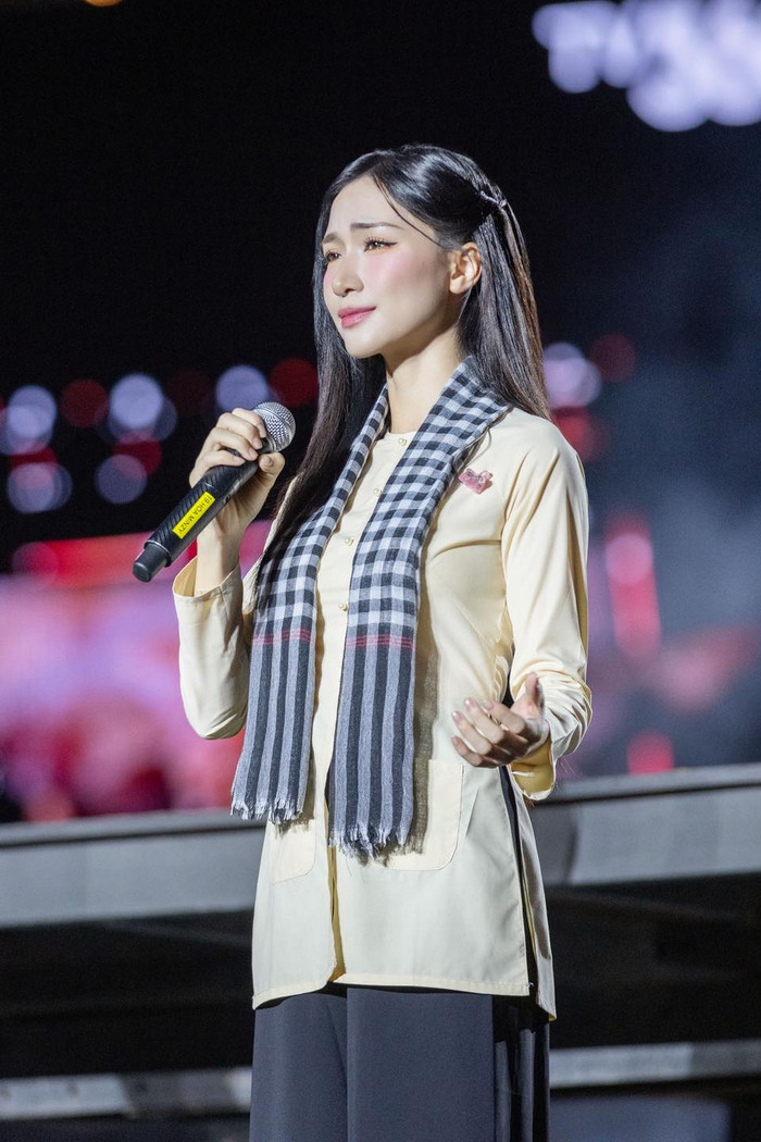 Nam Em hát Nỗi đau giữa hòa bình