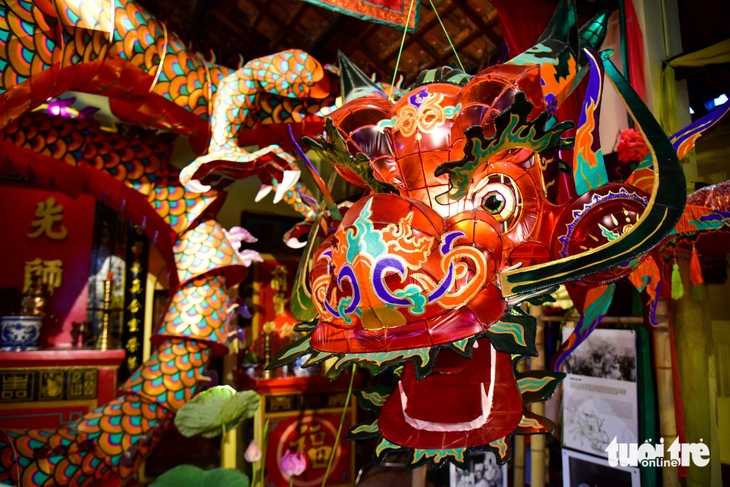 Lồng đèn tinh xảo