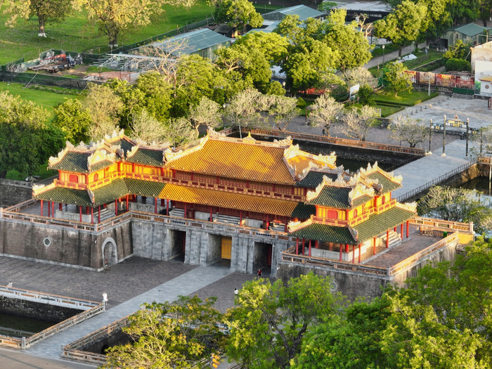 Những địa điểm thơ mộng không thể bỏ qua khi đến Huế Ảnh 1