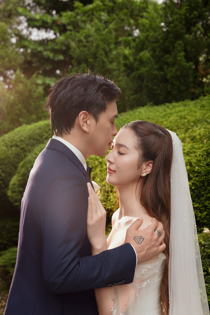 Vẻ đẹp rạng rỡ của Tuệ Như trong ngày cưới