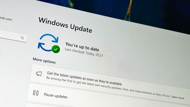Microsoft thừa nhận bản cập nhật gây sự cố trên hàng loạt phiên bản Windows - Ảnh 1.