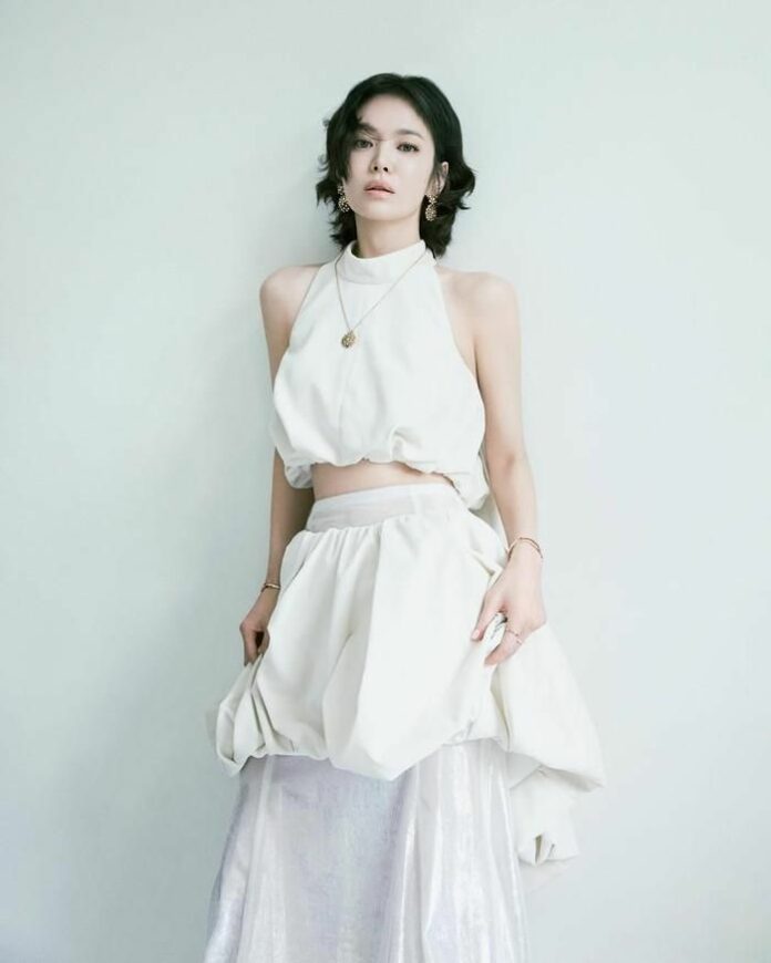 Song Hye Kyo: Vẻ Đẹp Bất Chấp Thời Gian và Sự Thay Đổi Phong Cách