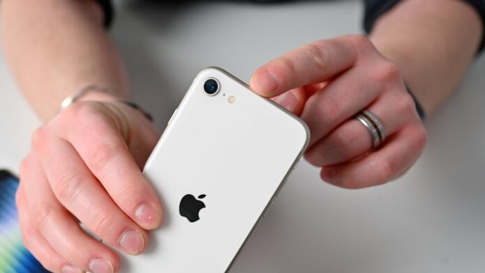 iPhone SE 3 (2022): Vì Sao 