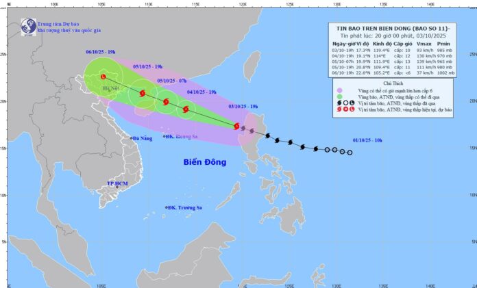 Bão MATMO (Số 11): Biển Đông 