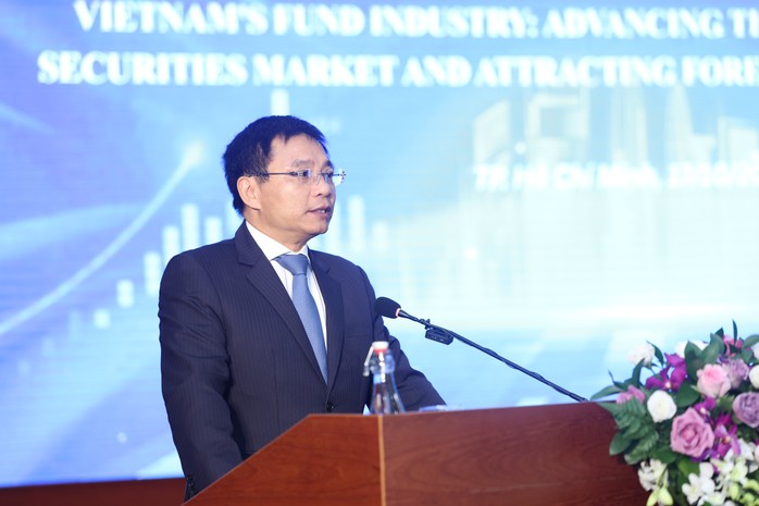 ETF Vàng: Cơ Hội Đầu Tư Mới Trên Sàn Chứng Khoán Việt Nam?