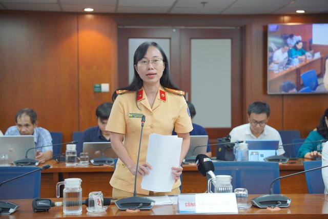 Sang tên xe máy cũ tại TP.HCM