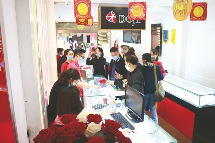 gia-vang-hom-nay-29-10-2025