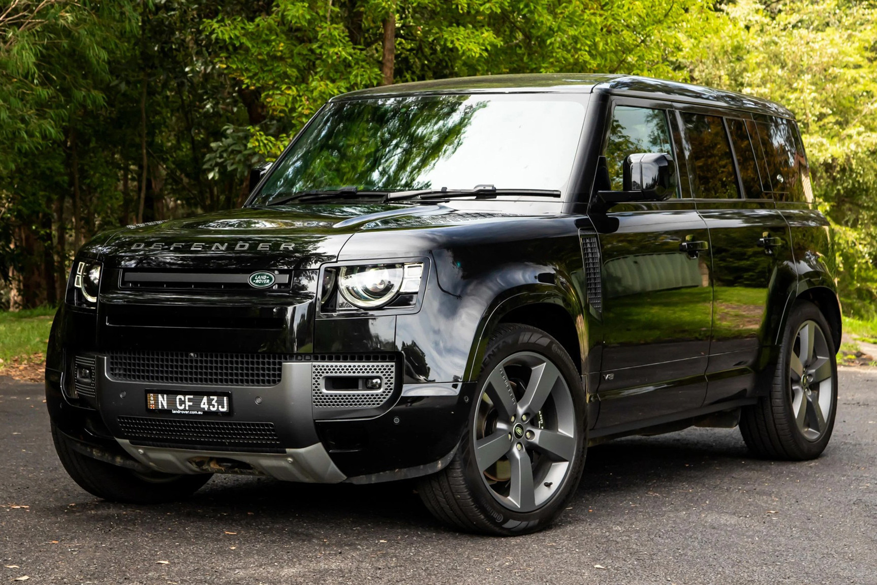 Land Rover Defender tại Campuchia Land Rover Defender tại Campuchia