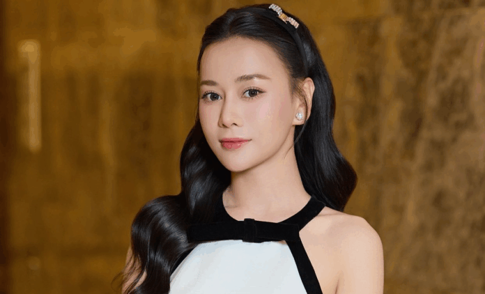 Phương Oanh: 
