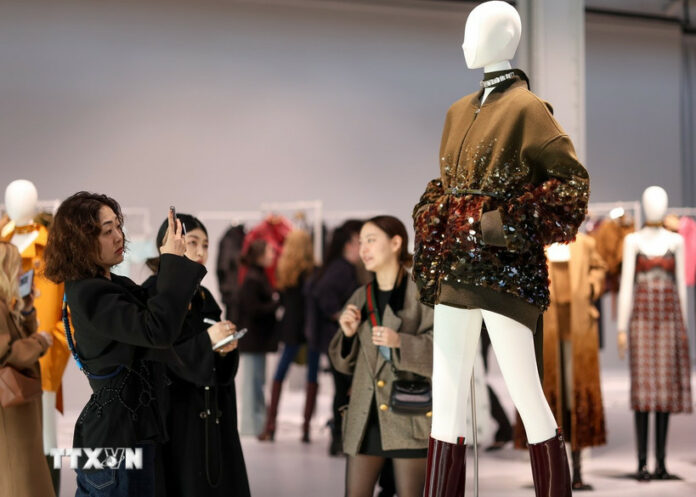 Vụ Phạt Giá: Gucci, Chloe & Loewe Lãnh Án Từ EU