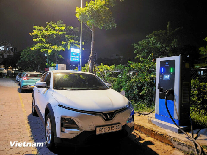 TP.HCM Mở Rộng Mạng Lưới Trạm Sạc Xe Điện: Bước Tiến Xanh Cho Giao Thông Đô Thị