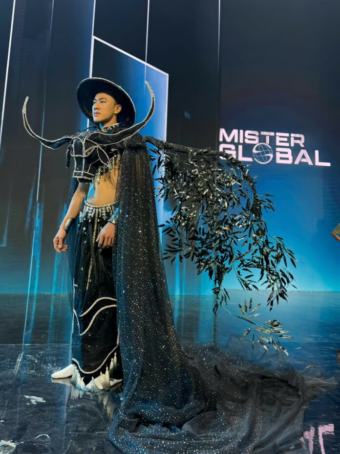 Đoàn Công Vinh: Tinh Thần Thép Tại Mister Global 2025