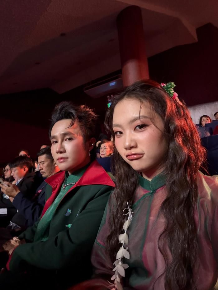 Phương Mỹ Chi và Huỳnh Lập xuất hiện tại Liên hoan phim Việt Nam lần thứ XXIV (Ảnh: FBNV).