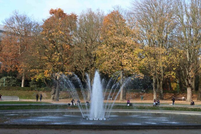 Khám Phá Vẻ Đẹp Mùa Thu Ở Công Viên Cinquantenaire, Brussels