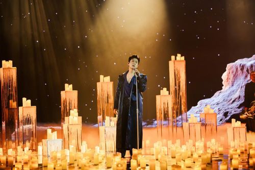 Tiết mục của Ngô Kiến Huy có sự hỗ trợ từ HIEUTHUHAI.