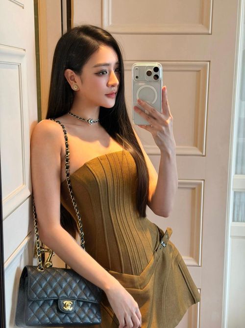 Giang Phạm check in sang chảnh