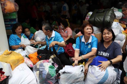 Hội Chữ thập đỏ tiếp nhận quyên góp