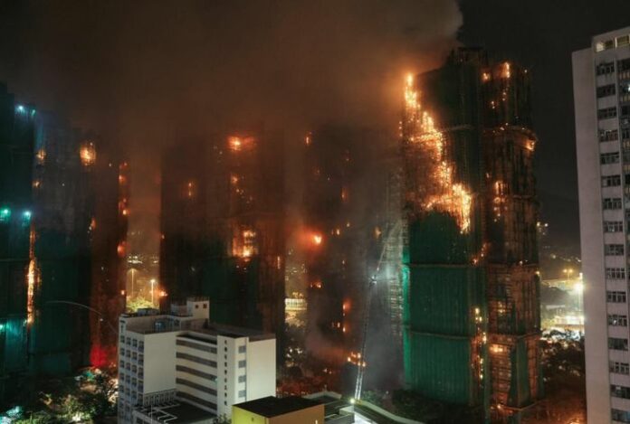 Thảm kịch cháy chung cư Hon Kong: Nỗi đau và bài học đắt giá