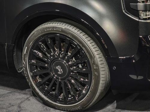 Toyota Century SUV Tailor Made - Cá nhân hóa