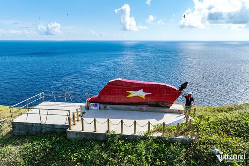 Hải đăng Hòn Hải