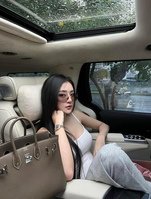 Giang Phạm tập gym