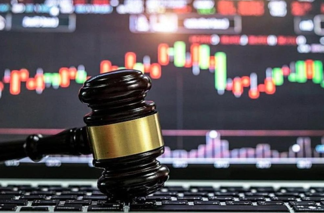 UBCKNN Mạnh Tay Xử Phạt Công Ty Chứng Khoán: Siết Kỷ Luật Thị Trường?