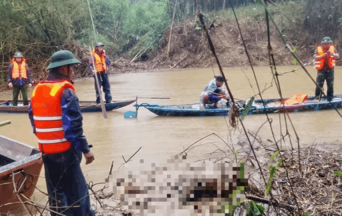 Vụ Nước Lũ Cuốn Trôi Người Ở Đà Nẵng: Tìm Thấy Thi Thể Sau Gần 1 Ngày