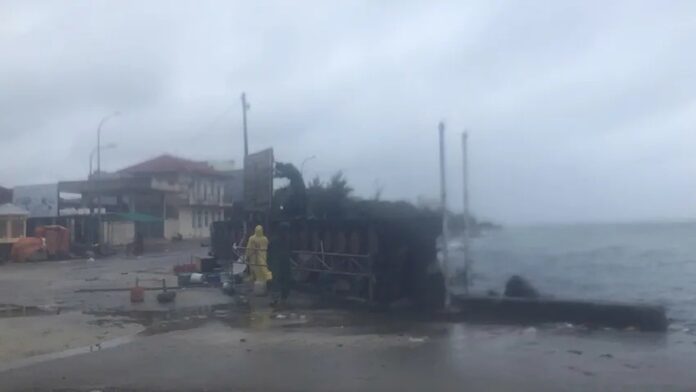 Bão Số 13 Suy Yếu Thành Áp Thấp: Cập Nhật Mới Nhất và Những Lưu Ý Quan Trọng