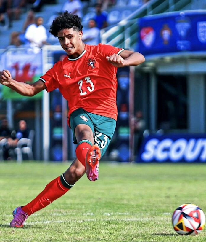 Cristiano Ronaldo Junior tỏa sáng: Bàn thắng đầu tiên cho U16 Bồ Đào Nha