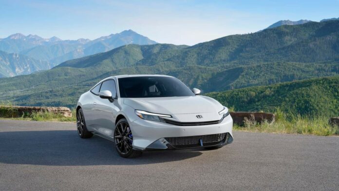 Honda Prelude 2025: Sự Trở Lại Của Huyền Thoại Coupe