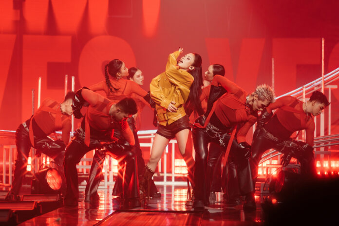 Hoa Hậu Mai Phương Ra Mắt Album Đầu Tay, Chính Thức Lấn Sân Ca Hát