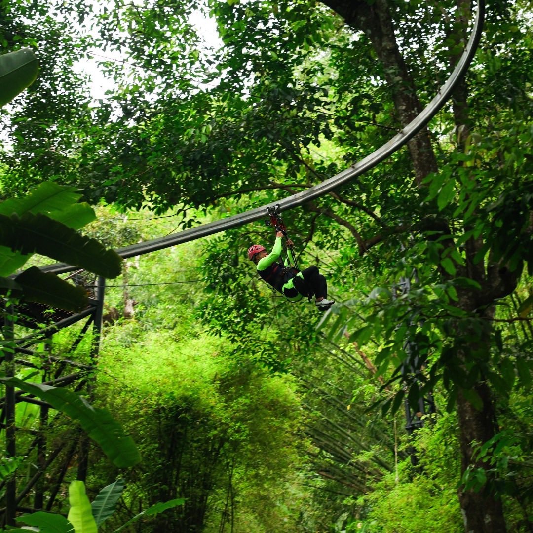 Miss Universe Huong Giang anh 14