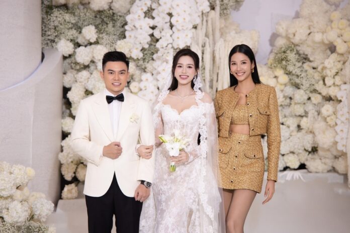 Hoàng Thùy Bắt Trúng Hoa Cưới Đỗ Thị Hà: Dự Báo Tin Vui Sắp Đến?