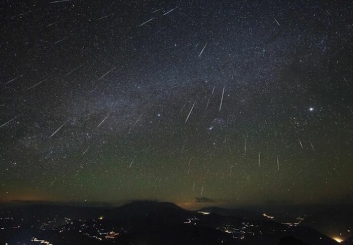 Mưa Sao Băng Geminids 2025: Đón Chờ 