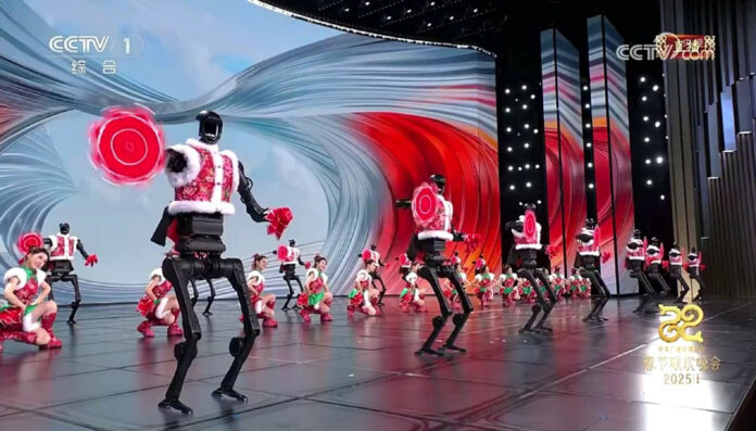 Robot hình người Trung Quốc khuấy đảo sân khấu nhạc Pop: Bước tiến công nghệ hay chiêu trò giải trí?