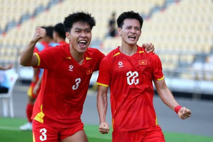 U22 Việt Nam: Đình Bắc 