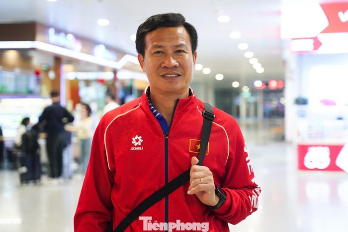 HLV Trần Văn Sỹ chia sẻ về hành trình tại SEA Games 33