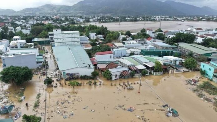 Thời tiết ngày 5/12: Miền Bắc rét đậm, Miền Trung mưa lớn!