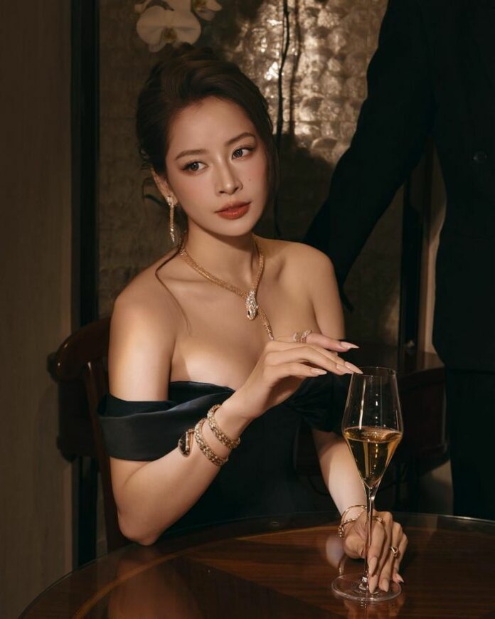 Chi Pu Đốn Tim Fan Với Váy Đen Cổ Điển: Biểu Tượng Thời Trang Mới?