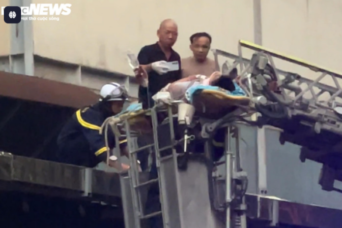 Bàng Hoàng Vụ Bé Trai Rơi Từ Chung Cư Hồ Gươm Plaza: Lời Cảnh Báo Về An Toàn Cư Dân