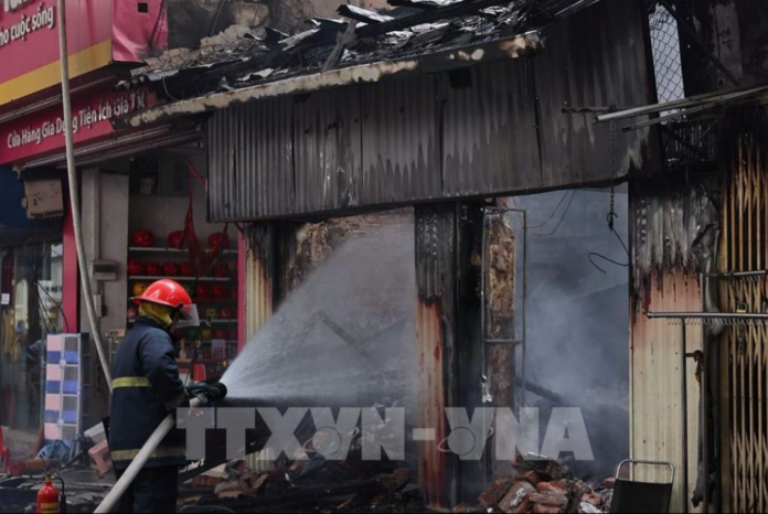 Vụ cháy tại phố Lò Đúc: Không thương vong, thiệt hại lớn về tài sản