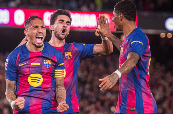 Raphinha tỏa sáng, Barca thắng Osasuna: Phép màu cho Flick?