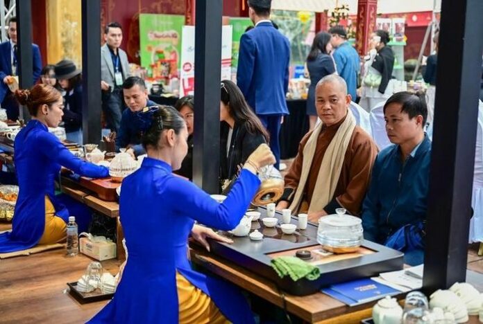 Liên Hoan Trà Quốc Tế Huế 2025: Tinh Hoa Văn Hóa Trà Việt