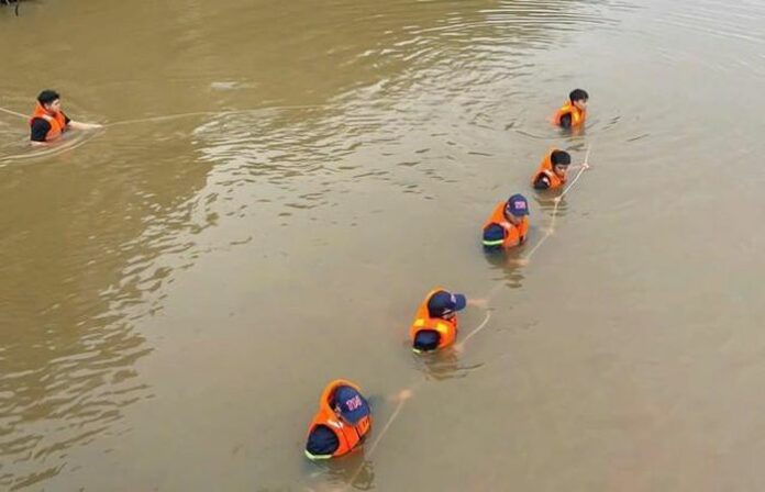 Tìm Thấy Thi Thể Mất Tích Trên Sông Cánh Hòm